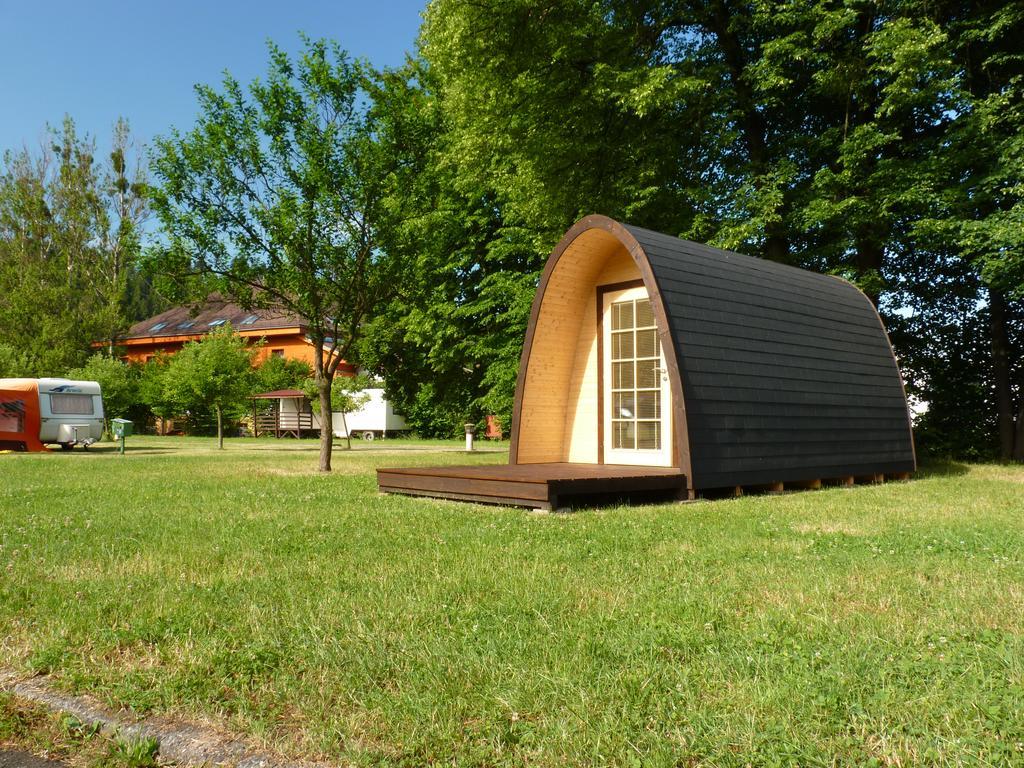 Camping Roznov Rožnov pod Radhoštěm Exterior foto